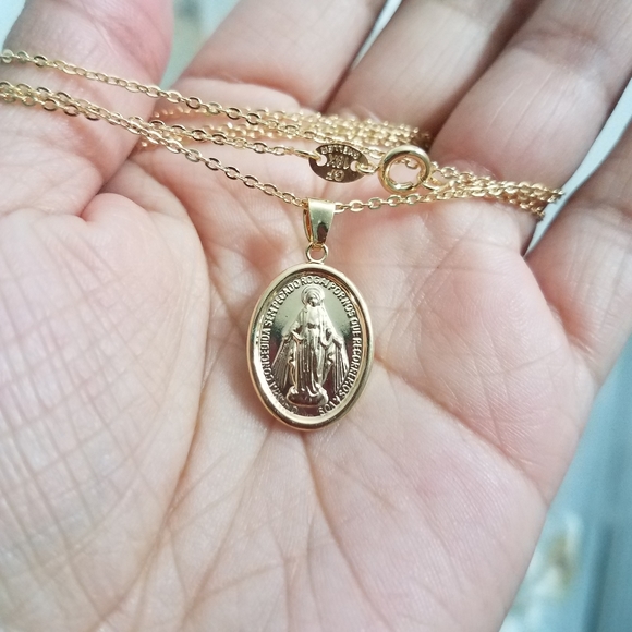 18kK Gold filled Jewelry - 18K Gold filled Virgin Mary milagrosa necklace.New